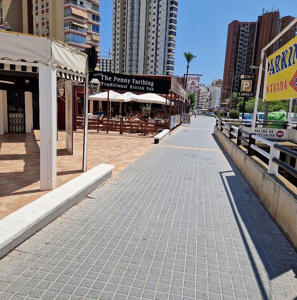 Corky's Penny Farthing Benidorm — photo 2