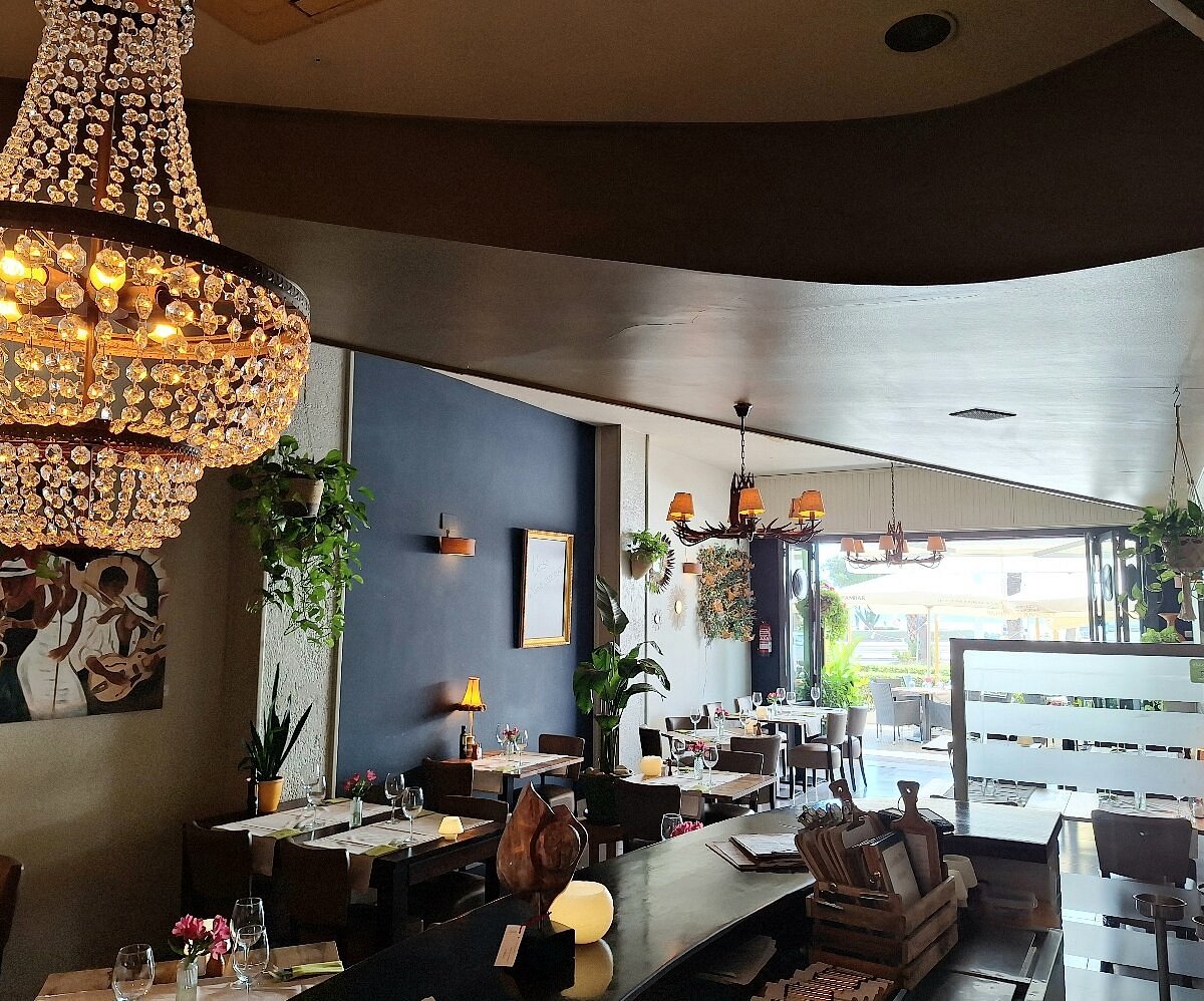 Las Coronas Bar Restaurante — photo 2