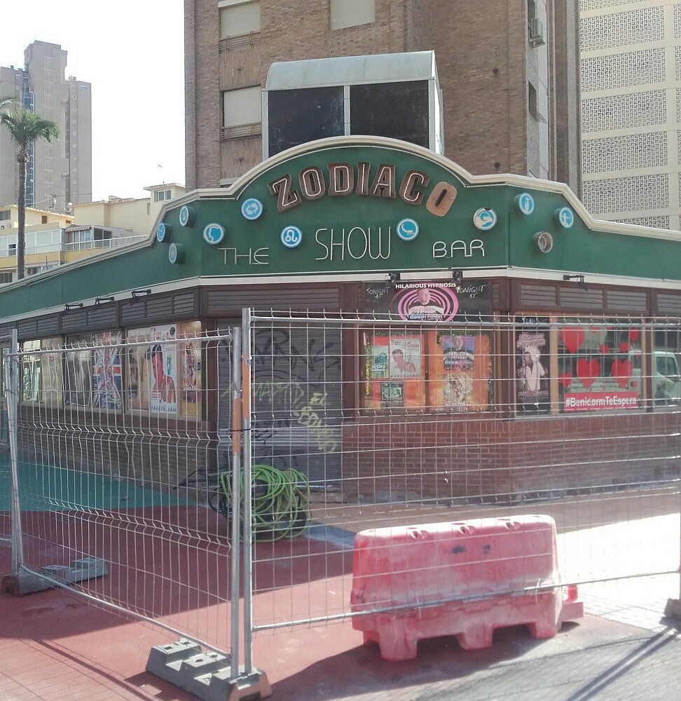The Zodiac Bar — photo 2