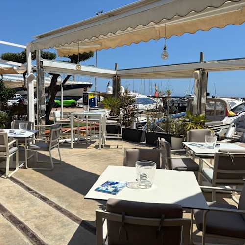 Restaurante Club Náutico Marina Greenwich — photo 2
